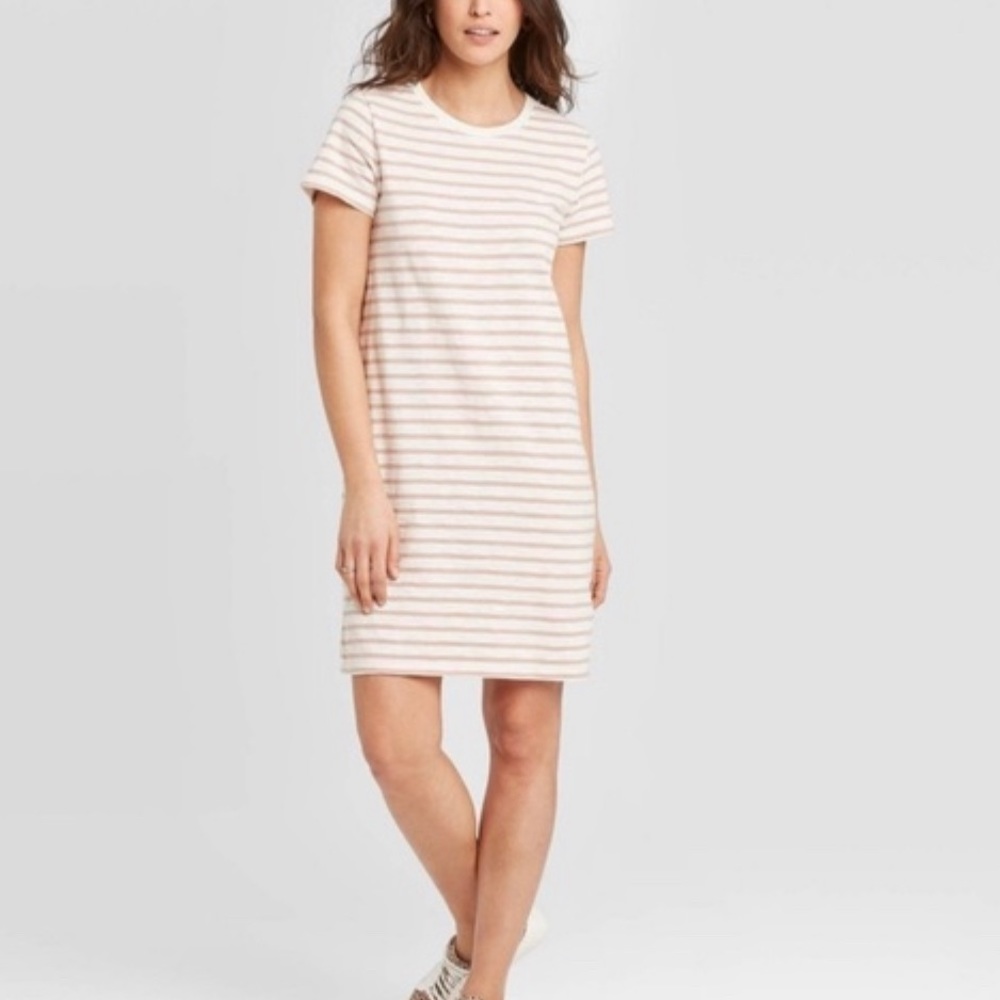 Universal Thread T-Shirt Dress size M
